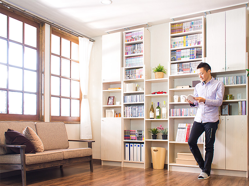 突っ張り耐震本棚で作る壁面収納